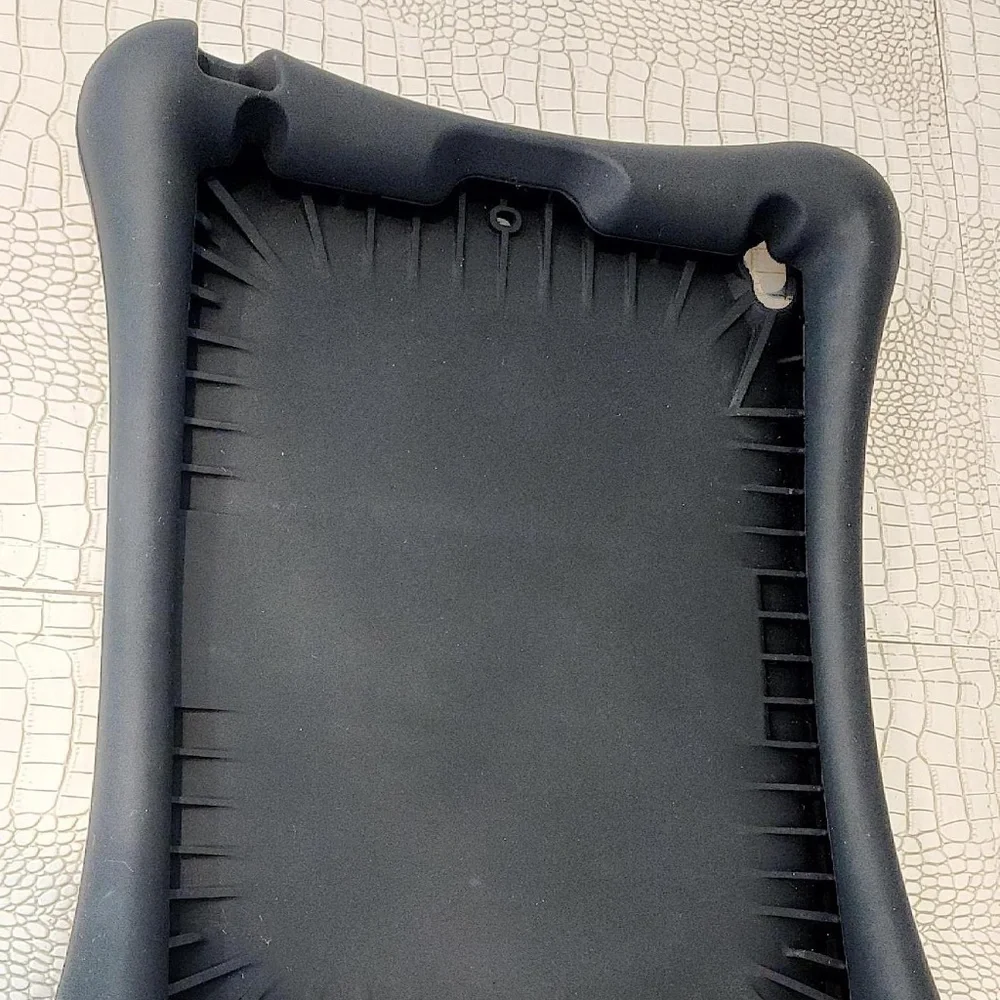 Very hard to find a New w/o box it came in Seal Shield I-Pad Silicon Bumper Case